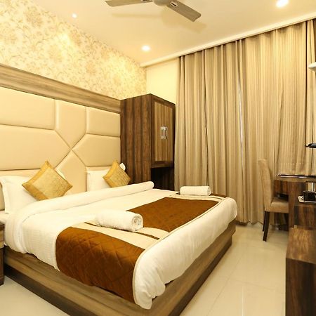 Malhotra Guest House Amritsar Extérieur photo