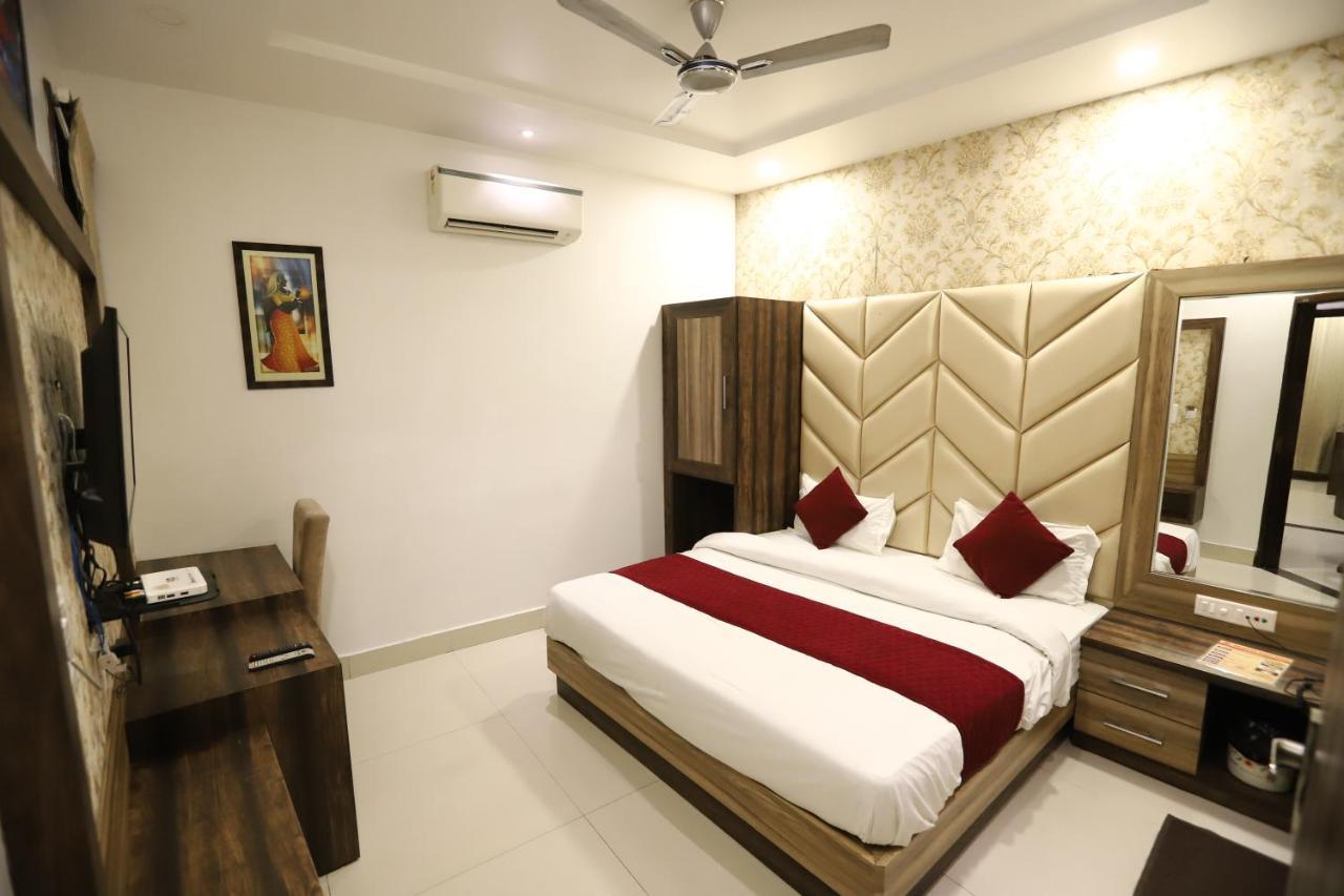 Malhotra Guest House Amritsar Extérieur photo