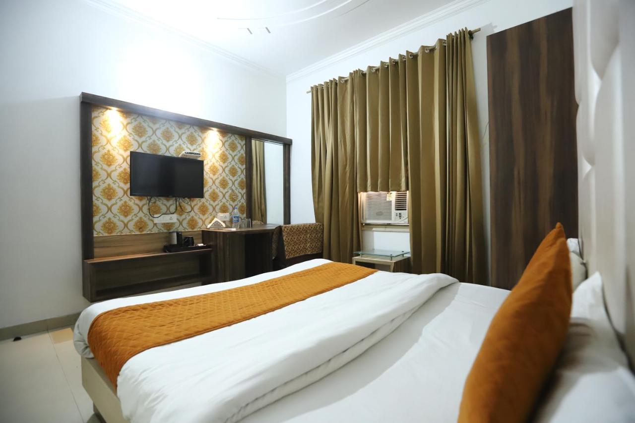 Malhotra Guest House Amritsar Extérieur photo