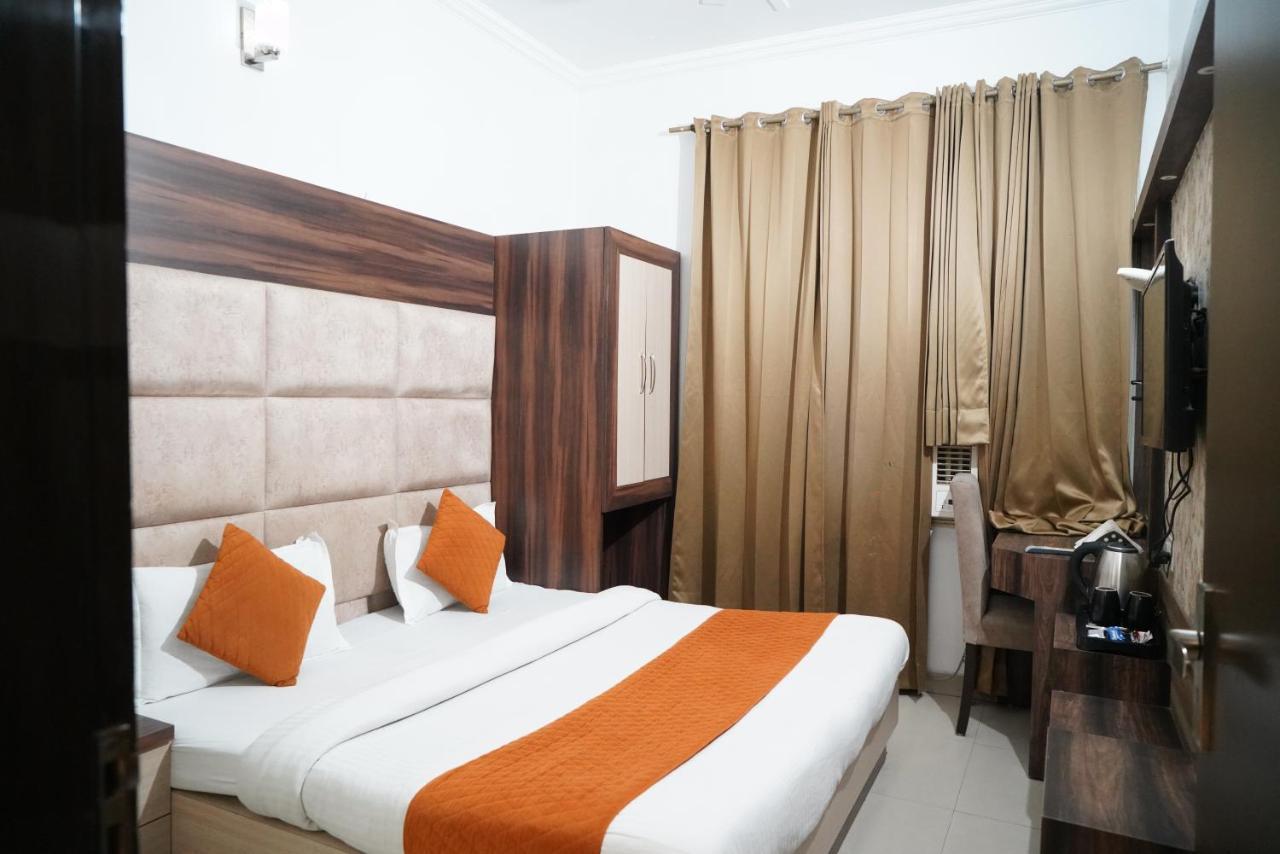 Malhotra Guest House Amritsar Extérieur photo